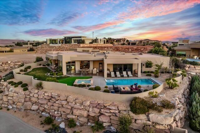 Property Photo:  2040 S Pinnacle Cir  UT 84790 