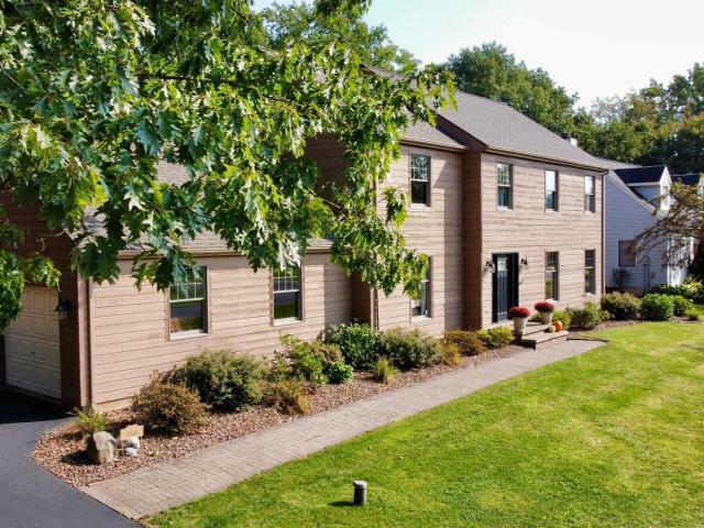 Property Photo: 8 Briarwood Lane PA 16345