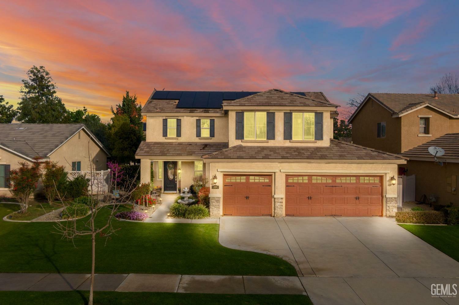 Property Photo: 12512 Cheswolde Drive CA 93312