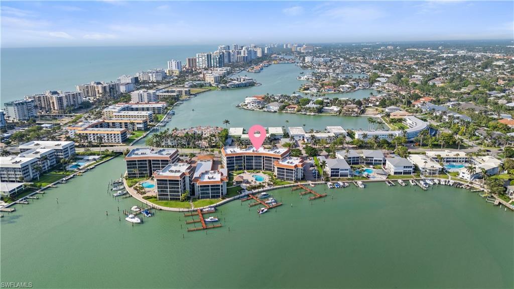 Property Photo:  222 Harbour Dr 104  FL 34103 