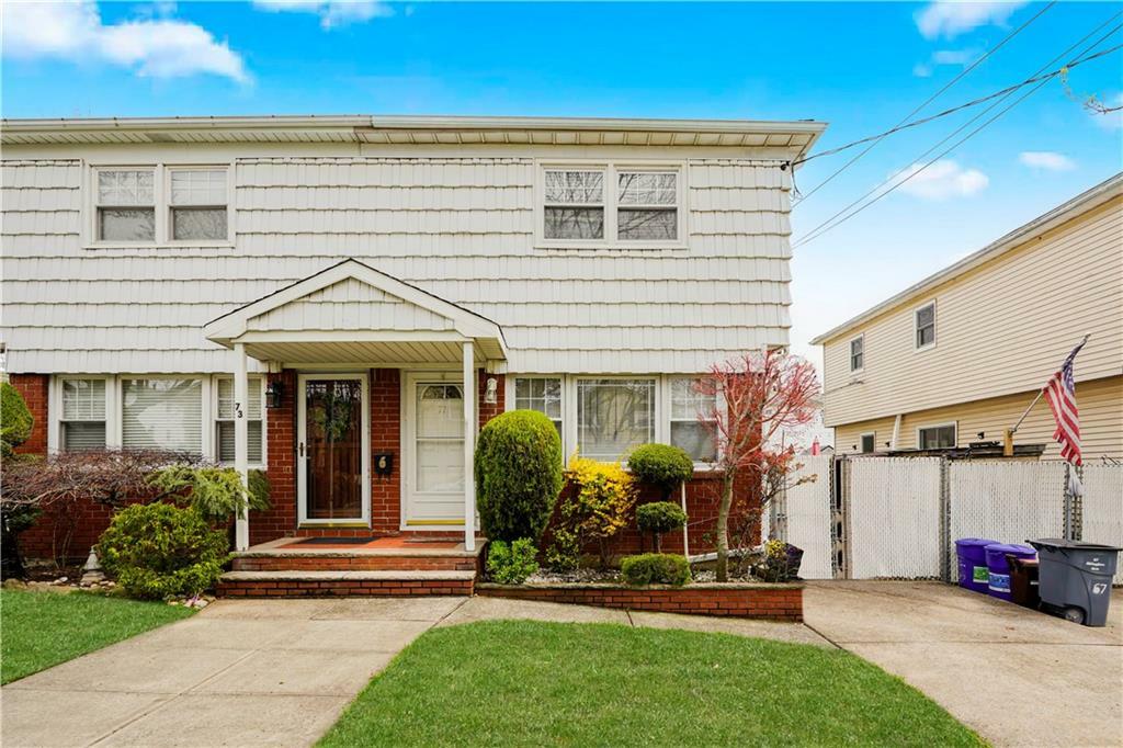Property Photo:  71 Abingdon Avenue  NY 10308 