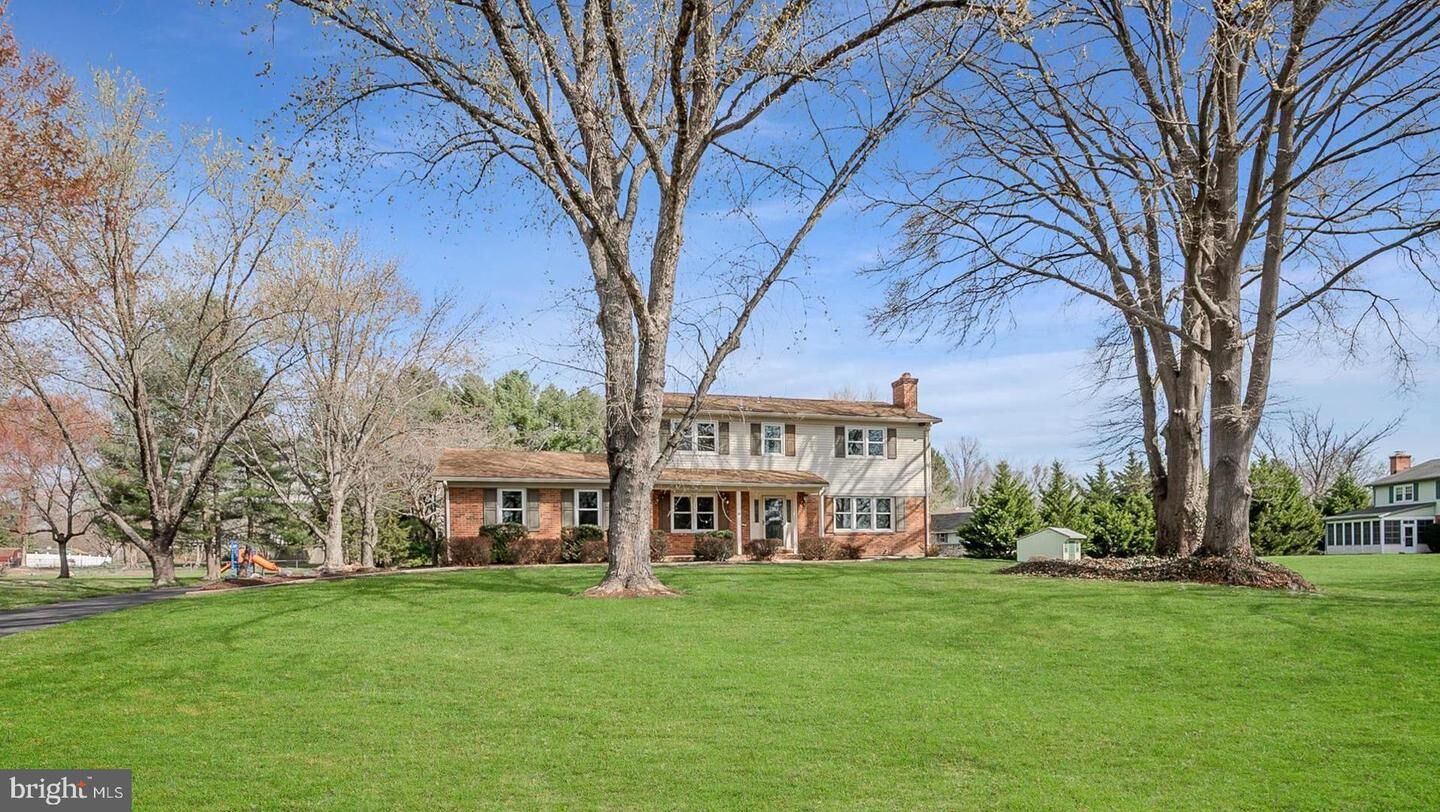 Property Photo:  4 Phoenix Drive  DE 19701 