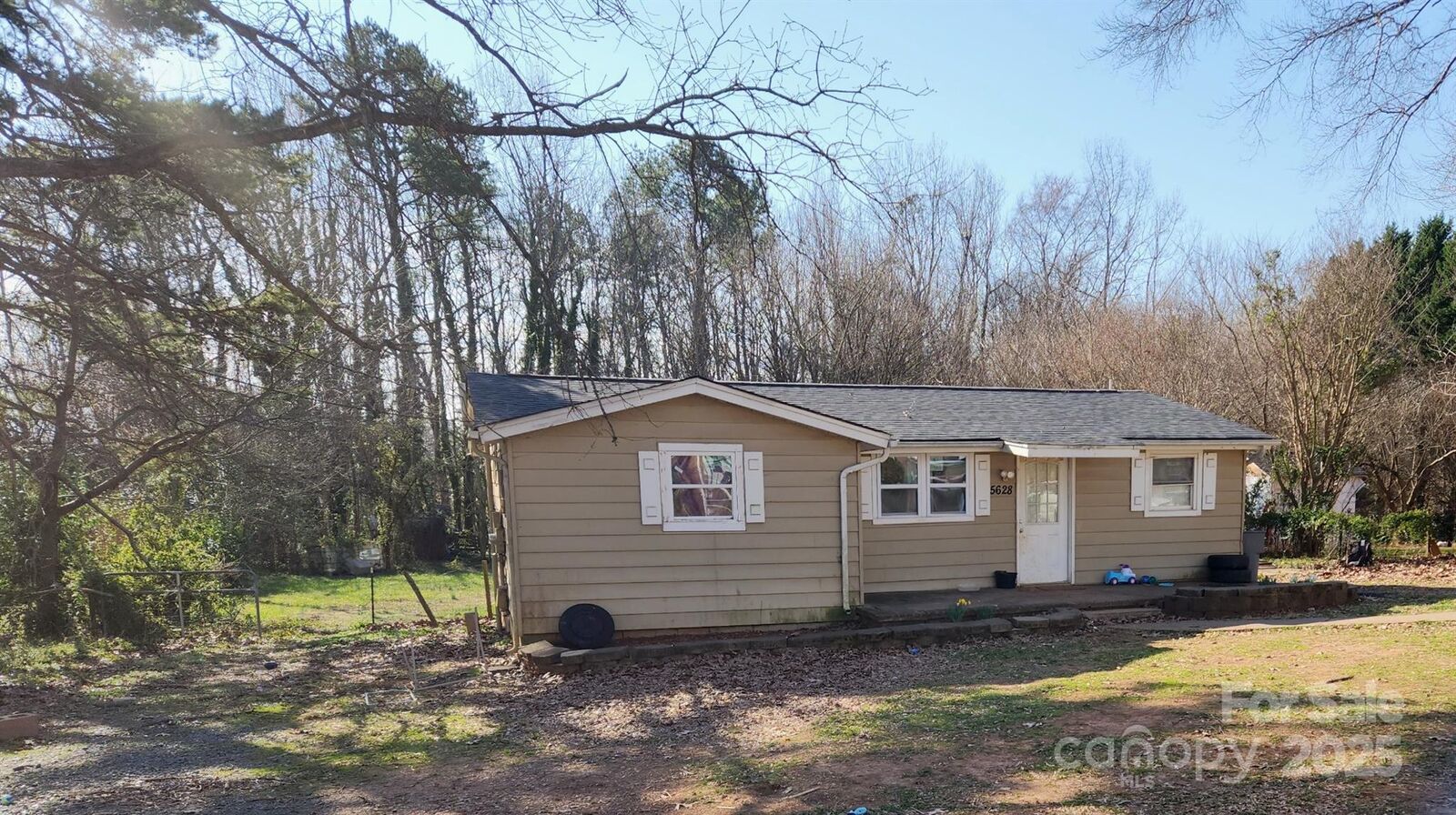 Property Photo:  5628 Anderson Road  NC 28269 