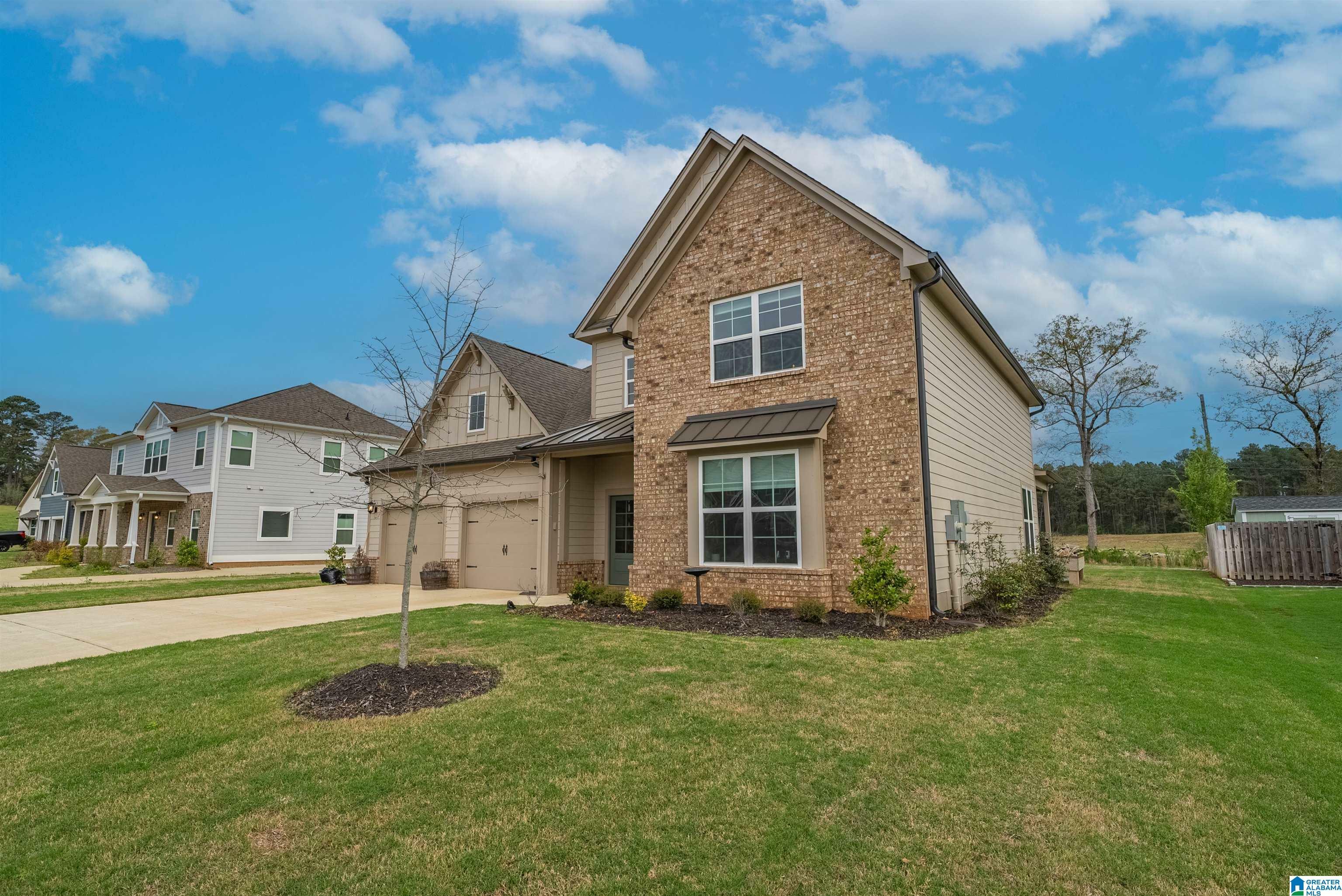 Property Photo: 44 Sumter Way AL 35128