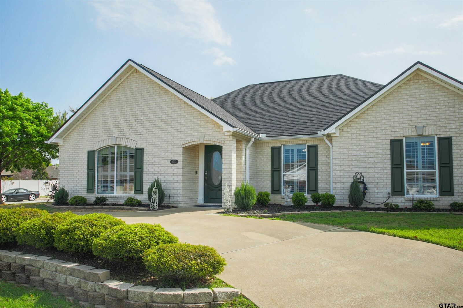 Property Photo:  1702 Heritage Dr  TX 75773 