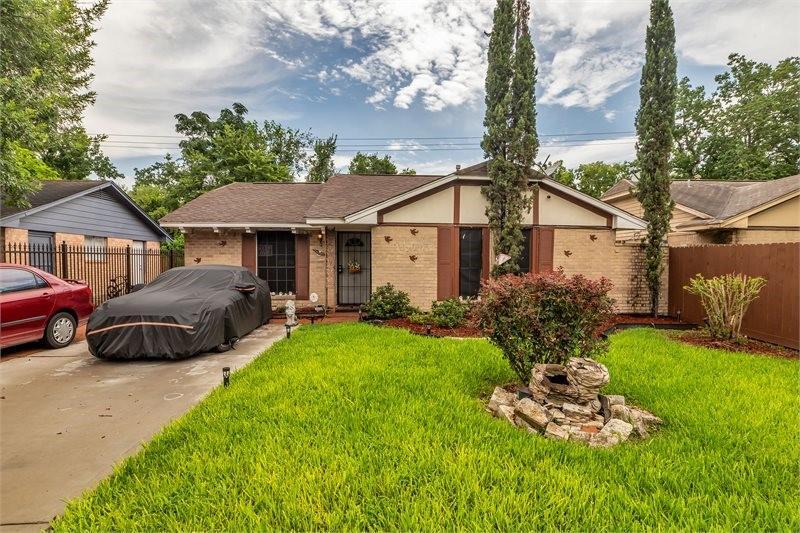 Property Photo: 11055 Vailview Drive TX 77016