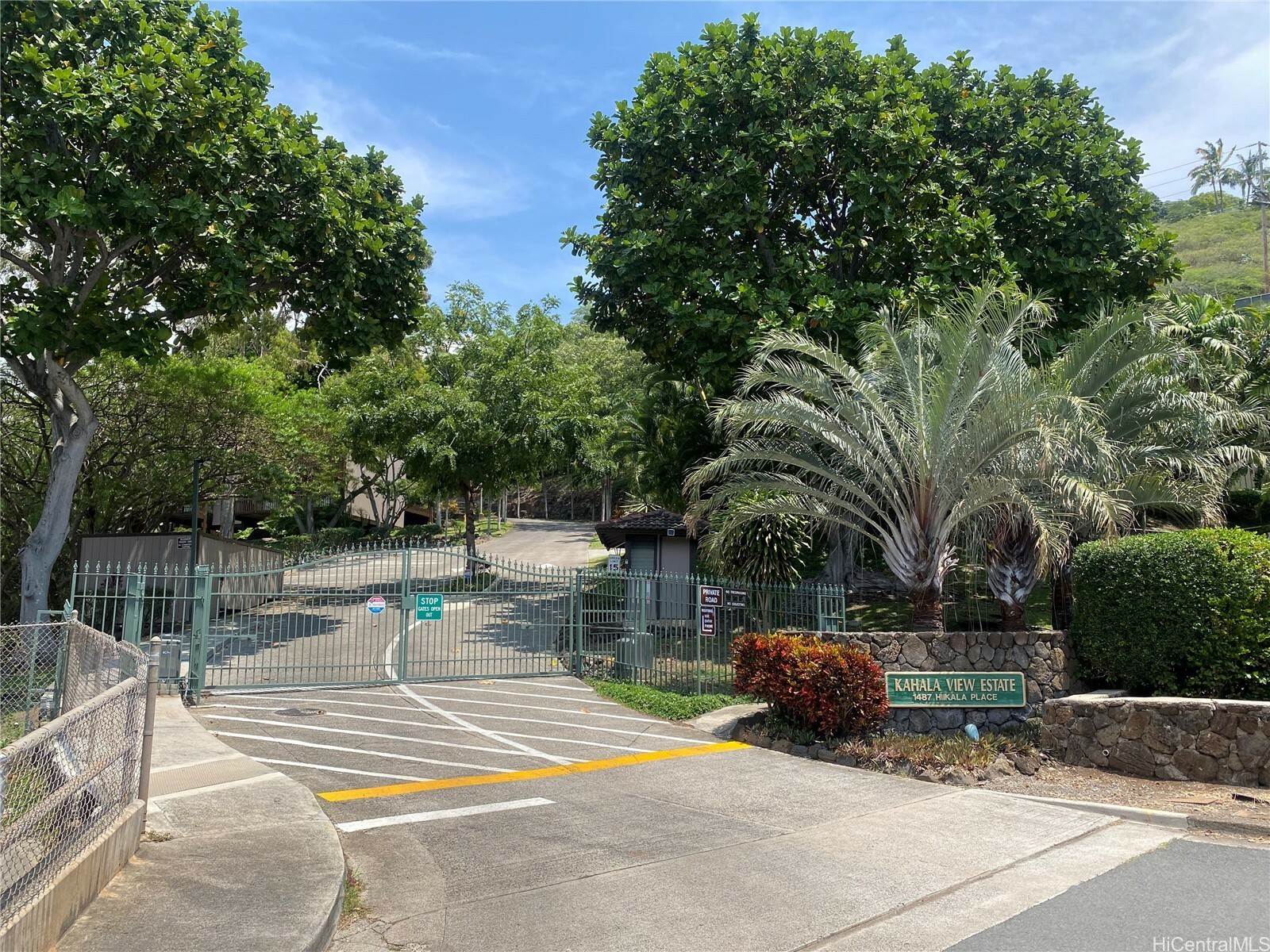 Property Photo: 1487 Hiikala Place 44 HI 96816