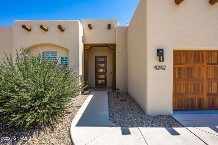 Property Photo: 4242 Purple Sage Drive NM 88011