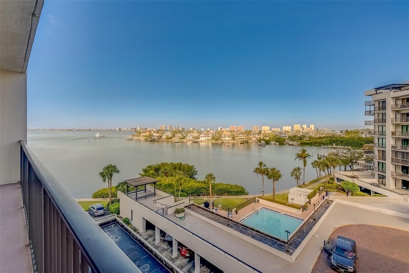 Property Photo: 6 Belleview Boulevard 505 FL 33756