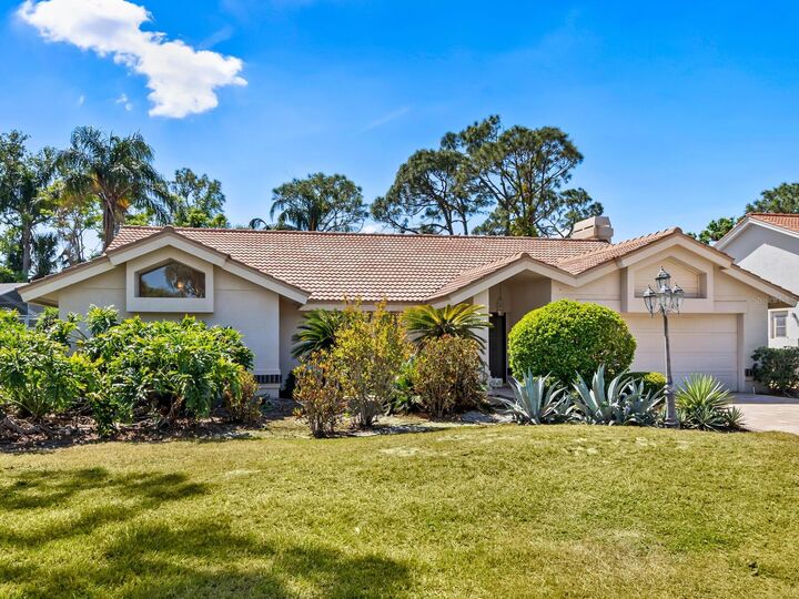 3786 Surrey Lane  Sarasota FL 34235 photo