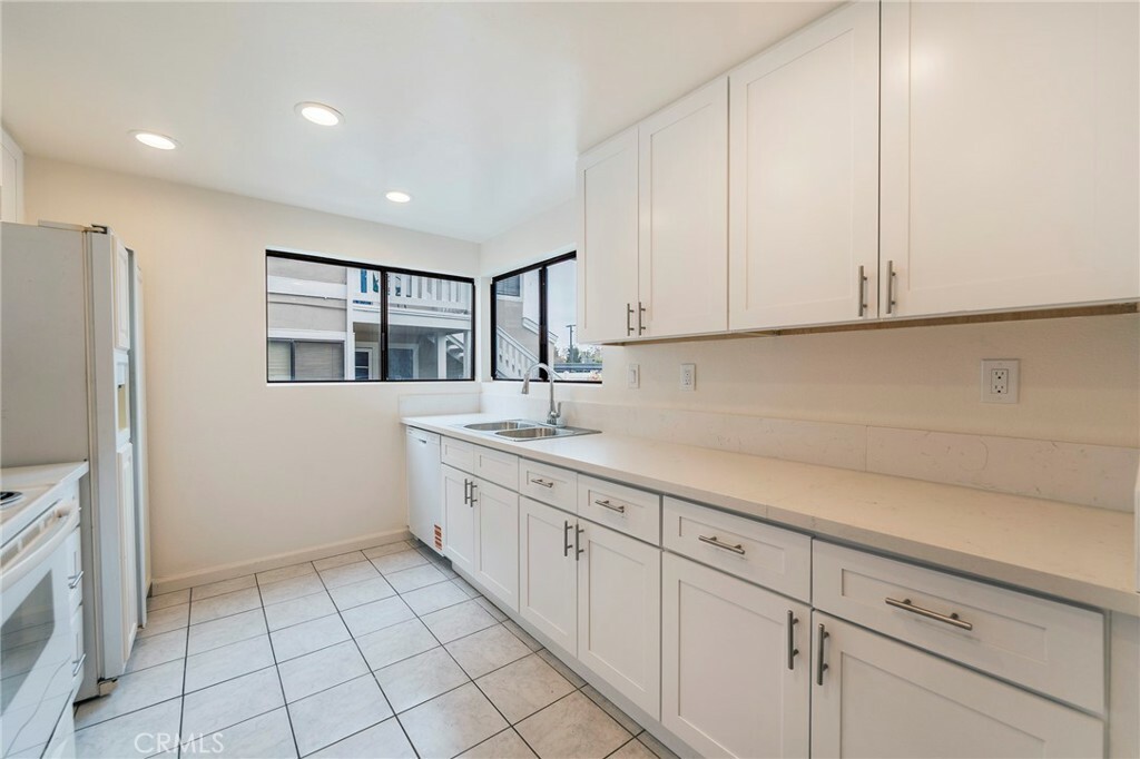 Property Photo: 263 Tarocco CA 92618