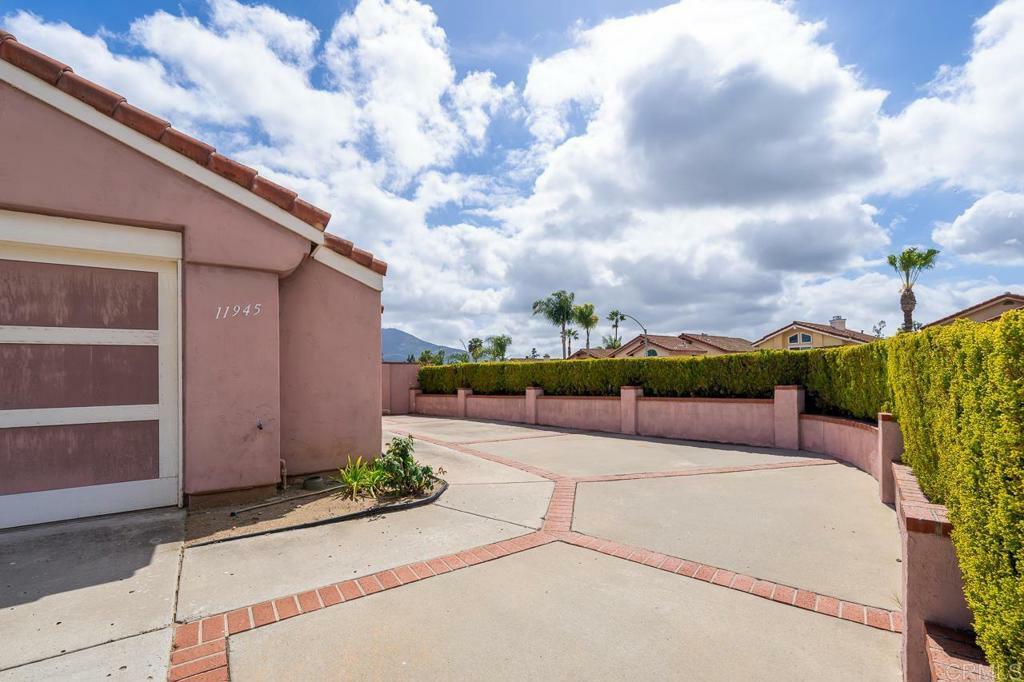 Property Photo: 11945 Via Hacienda CA 92019