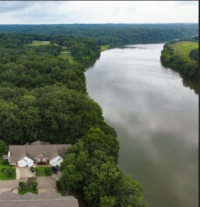 145 Rose Dr  Dover TN 37058 photo