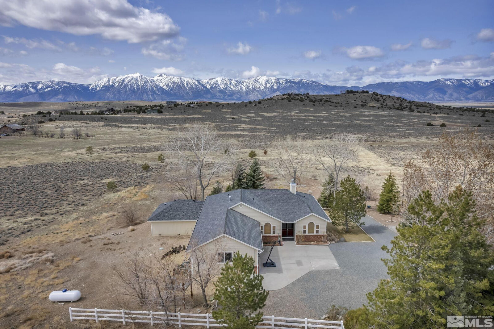 Property Photo: 1568 Barker Court NV 89410