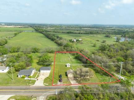 Property Photo: 5227 E Fm 875 TX 75167