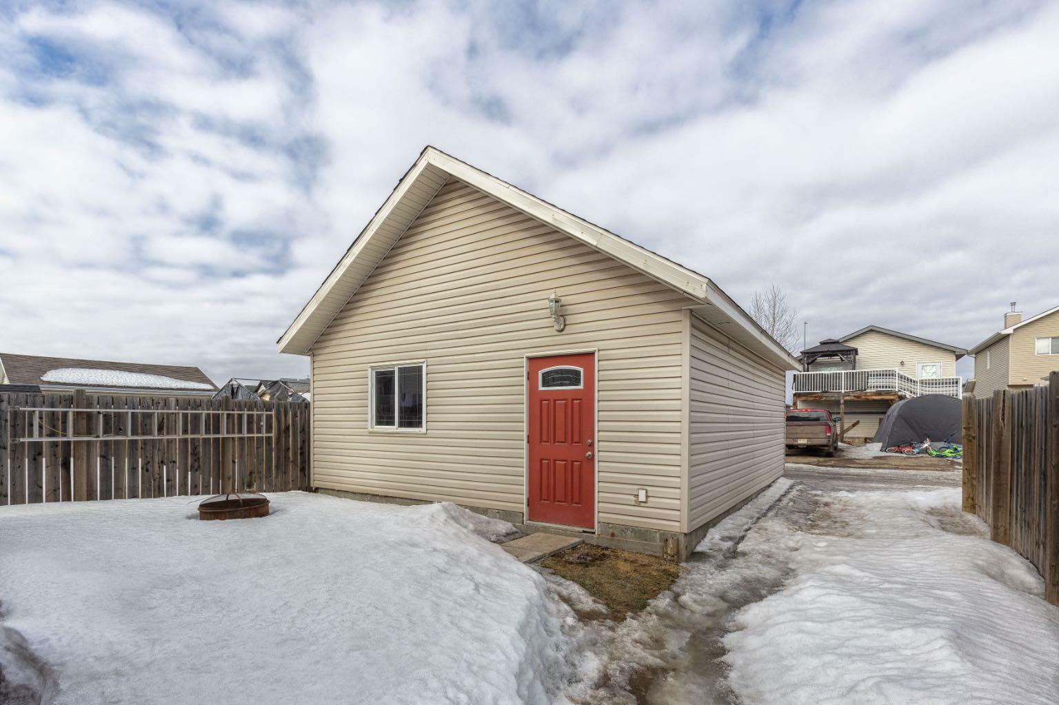Photo de la propriété: 202 Pacific Crescent AB T9K 0E6