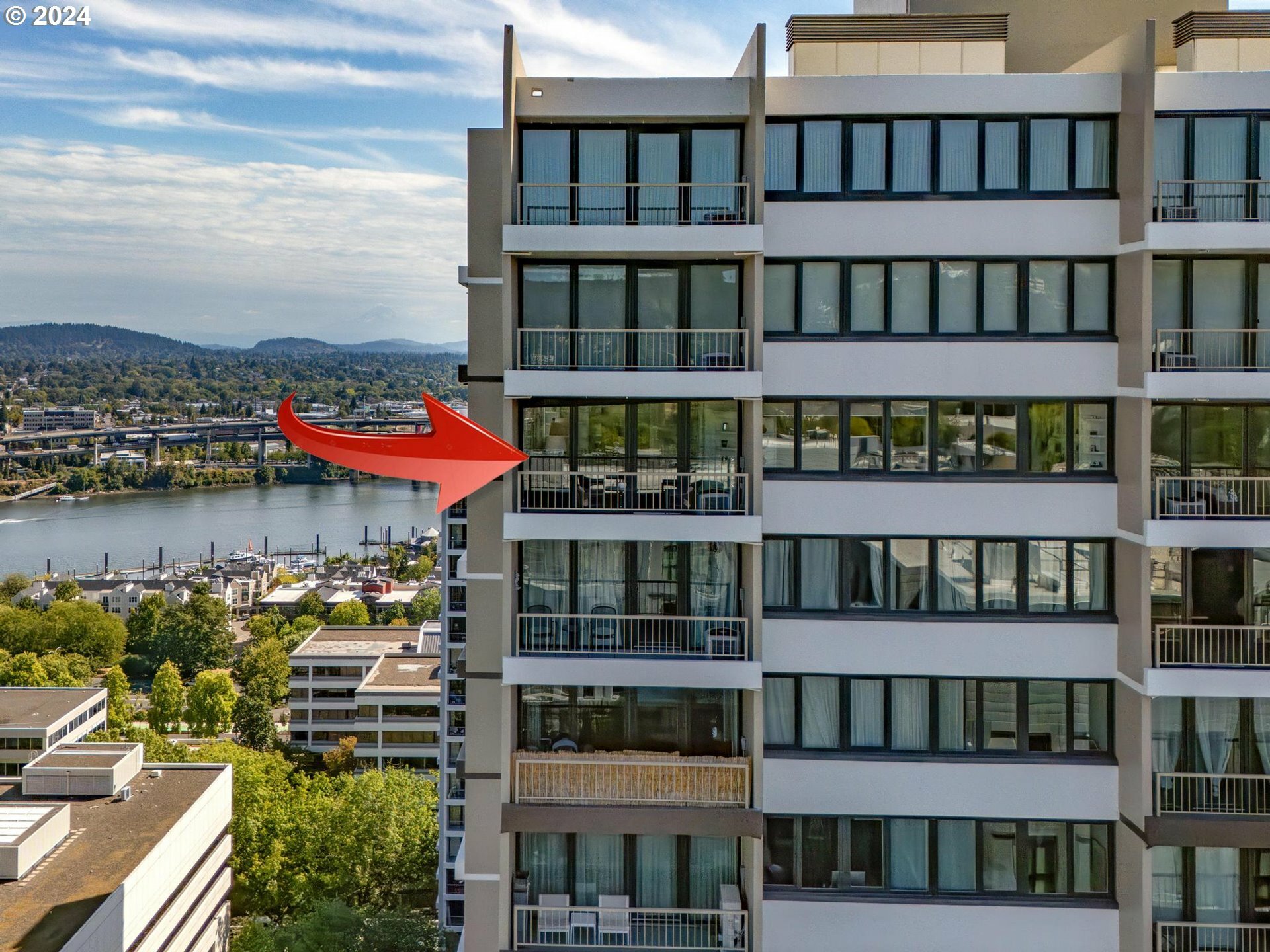 Property Photo:  255 SW Harrison St 24B  OR 97201 