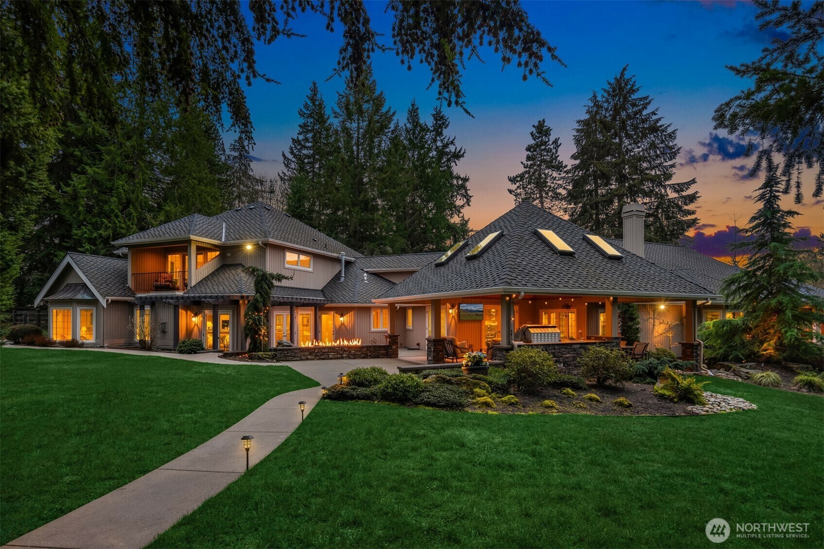 Property Photo: 21712 NE 144th Place WA 98077