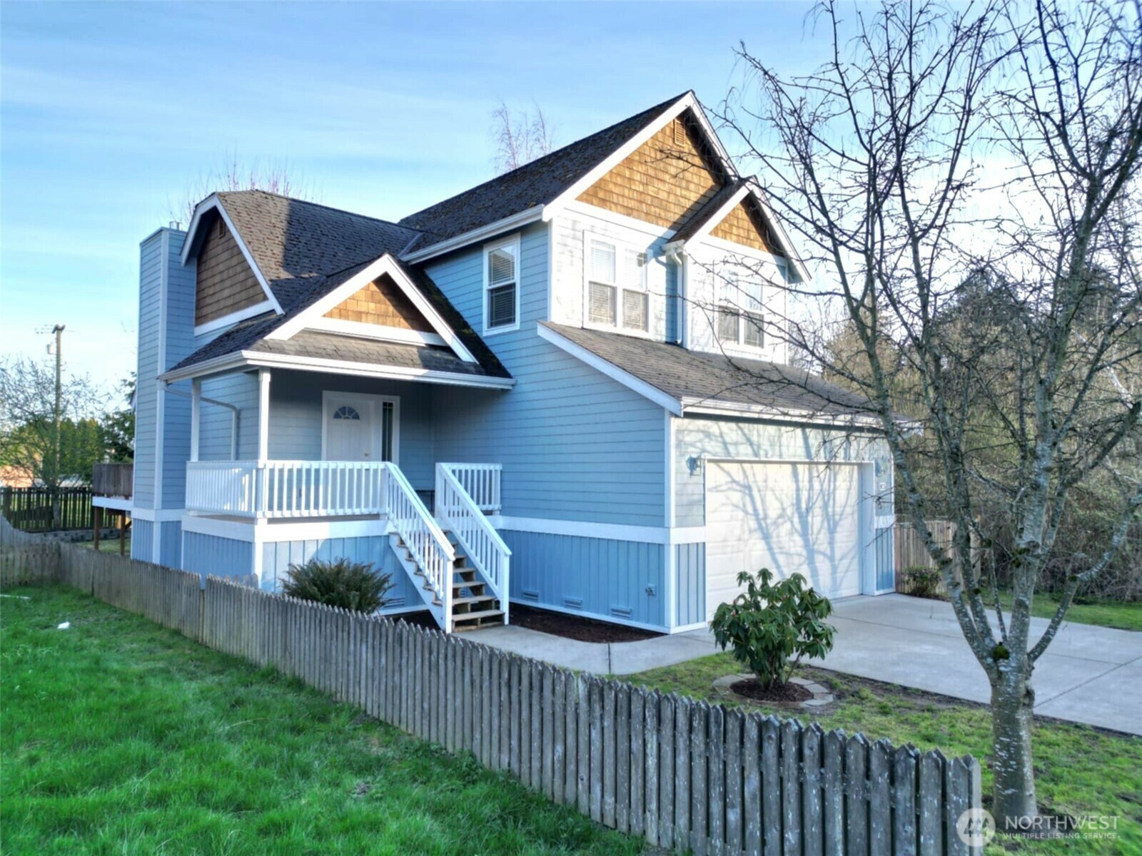 Property Photo: 903 Park Street WA 98257