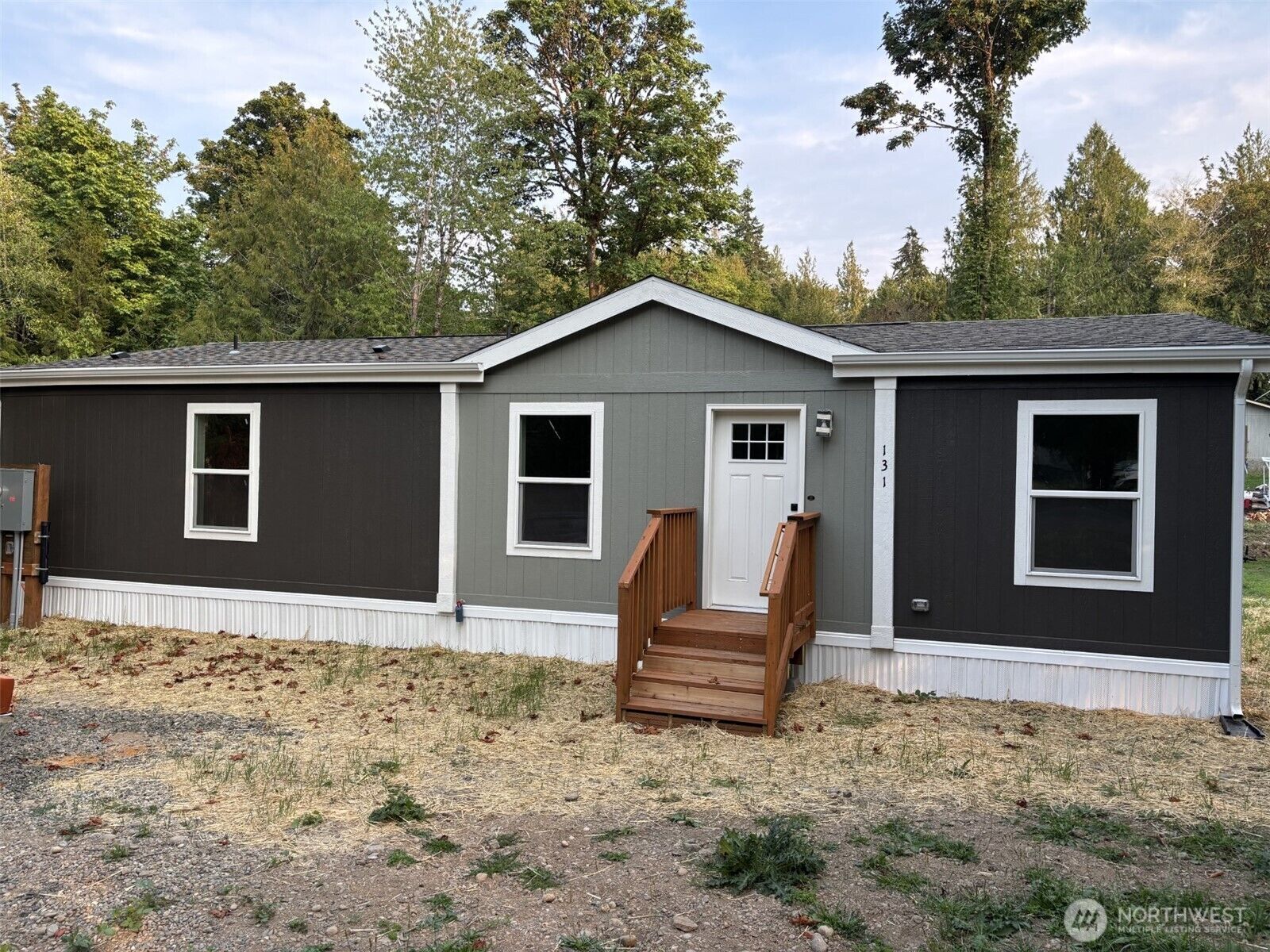 Property Photo: 131 E Kingston Way WA 98584