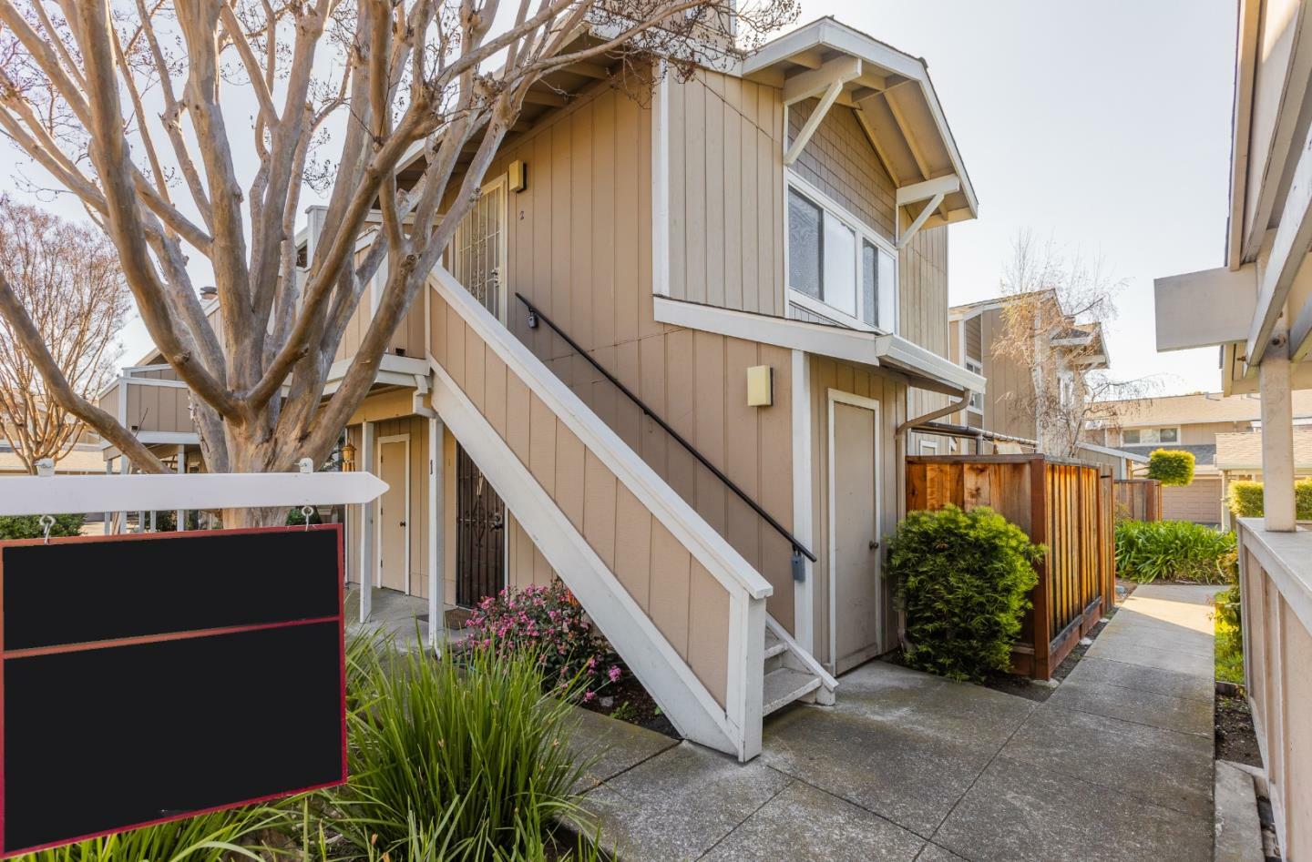 Property Photo: 32 Astrida Drive 2 CA 94544