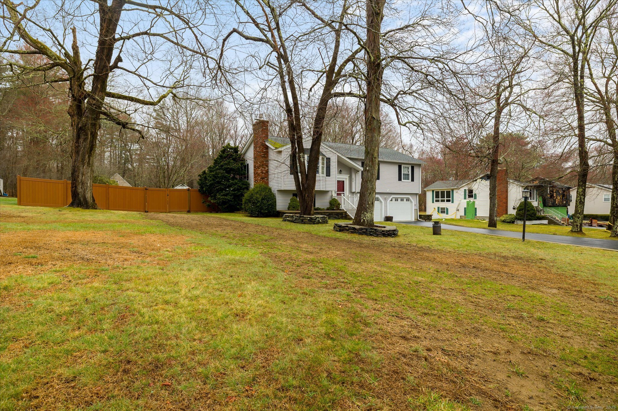 Property Photo: 850 Thompson Road CT 06277