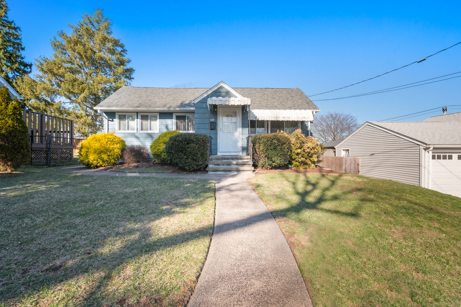 Property Photo:  69 Tyler Street  CT 06516 