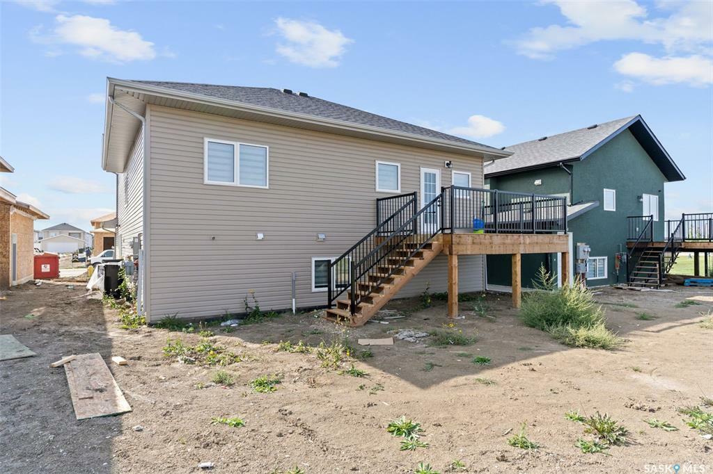 Property Photo: 206 Sharma Lane SK S7K 1K7