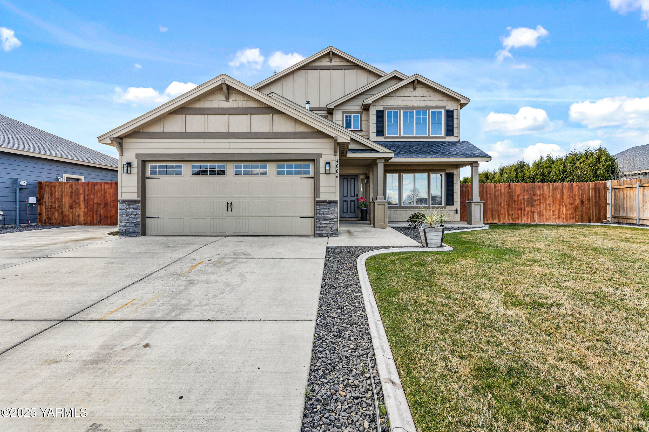 Property Photo: 4006 Phoenix Ln WA 99301