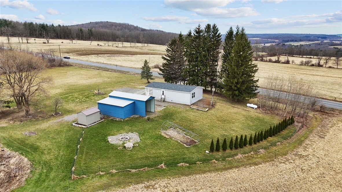 Property Photo:  517 Black Oak Road  NY 14867 