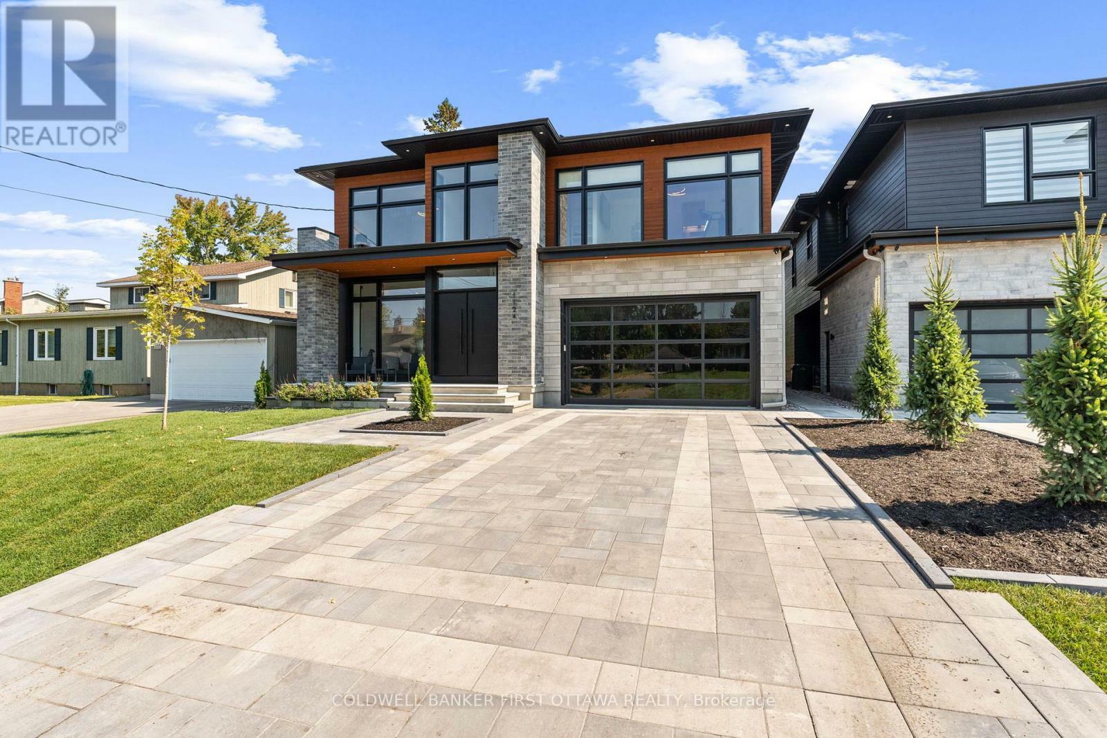 Property Photo: 1124 Normandy Crescent ON K2E 5A4