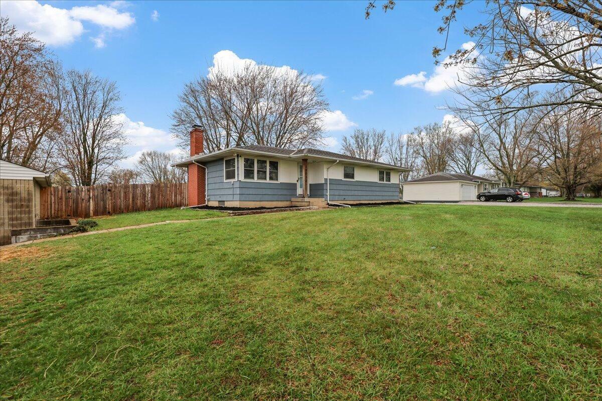 Property Photo: 10038 Taylor SW Road OH 43068