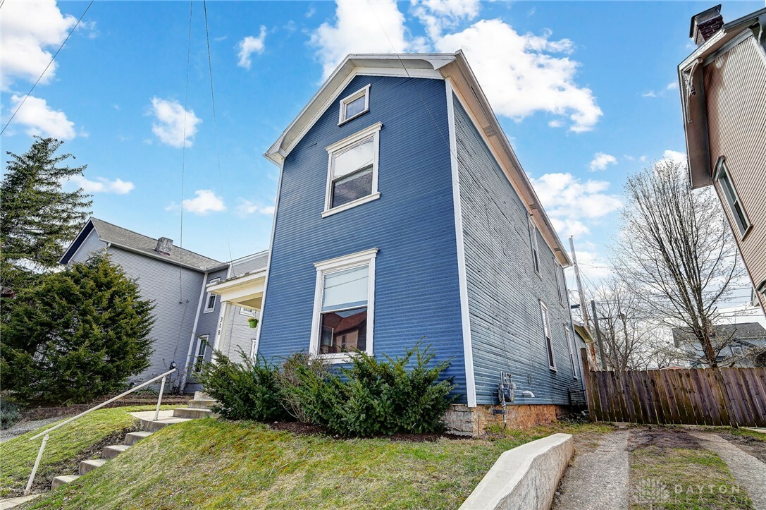 Property Photo: 318 Oak Street OH 45410