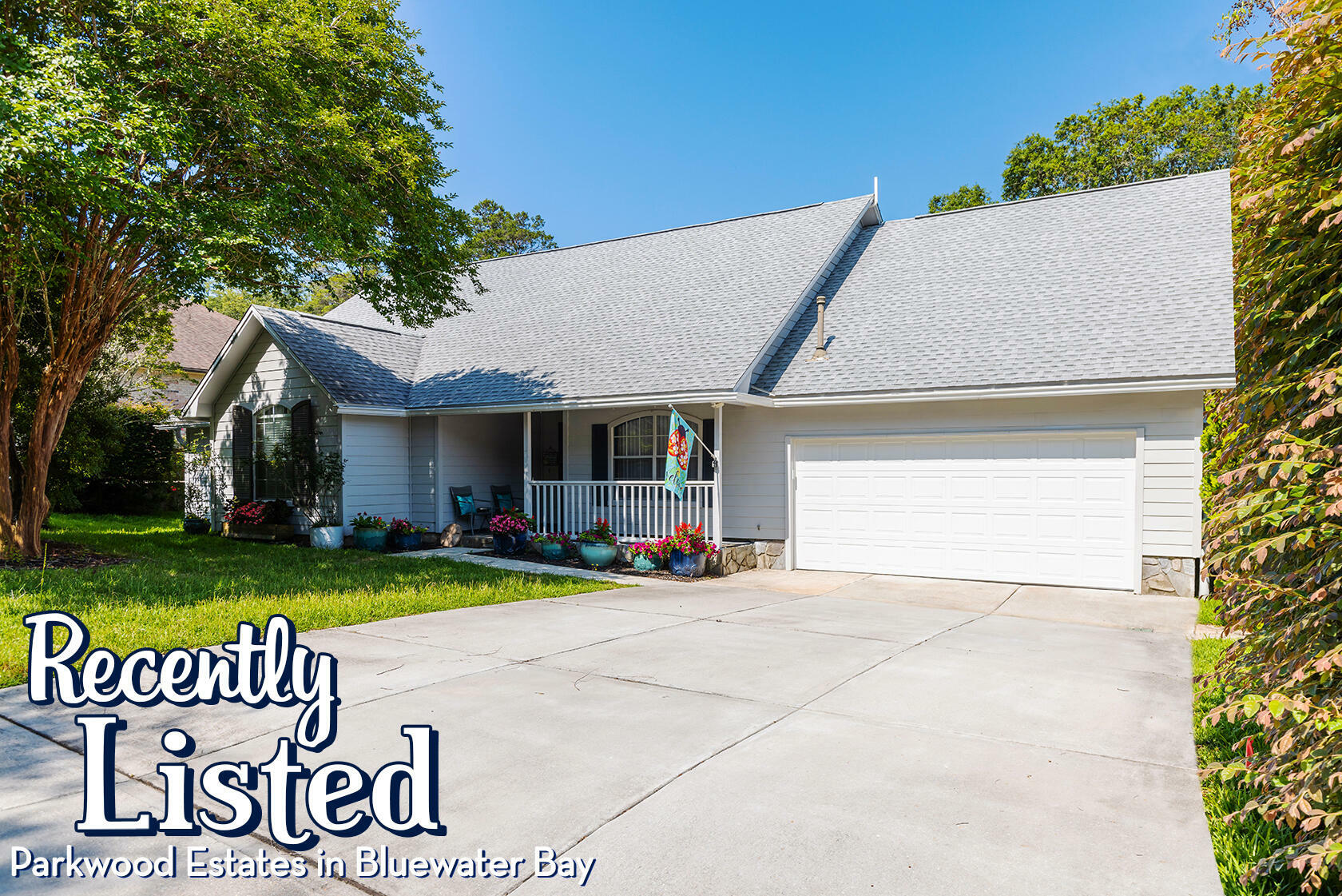 Property Photo: 1680 Parkside Circle FL 32578