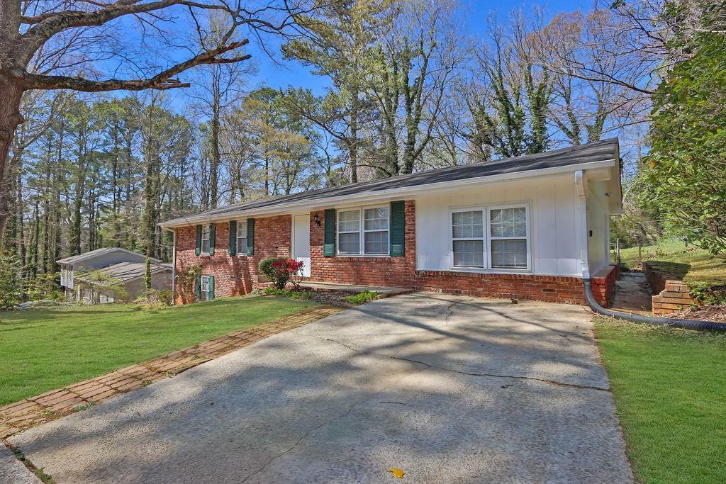 Property Photo: 272 Colchester Drive GA 30088