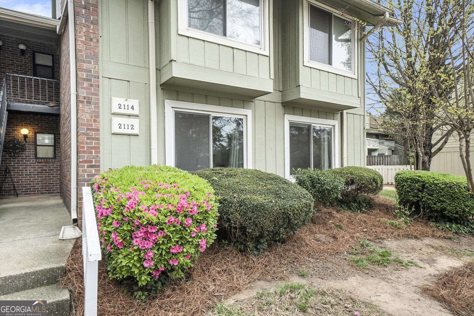 Property Photo:  2112 Palmyra Drive SE  GA 30067 