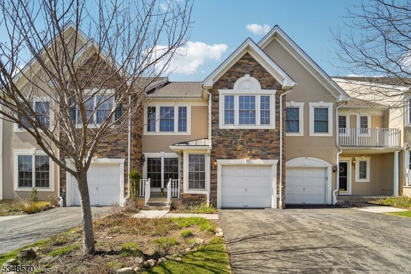 Property Photo:  10 Magnolia Way  NJ 07508 