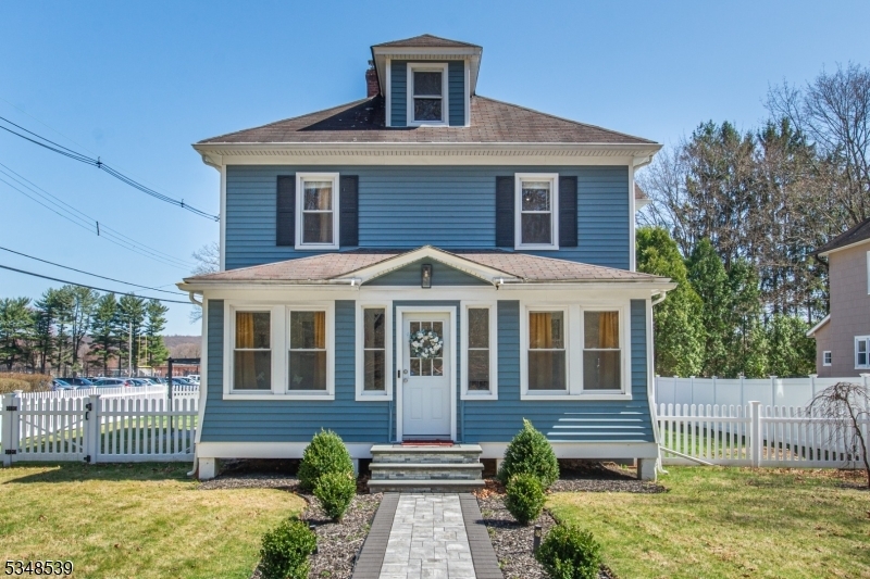 28 N Hillside Ave  Roxbury Twp. NJ 07876 photo