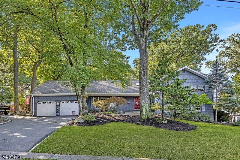 Property Photo: 17 Tall Oaks Dr NJ 07470