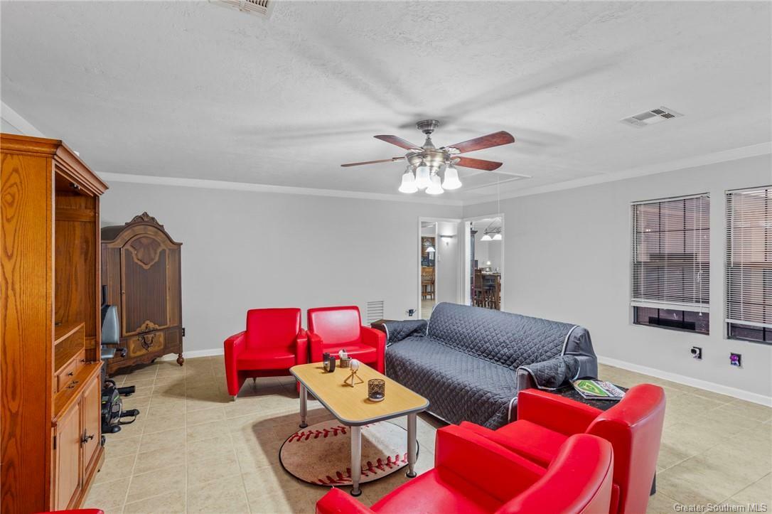 Property Photo: 725 Peridot Lane LA 70611