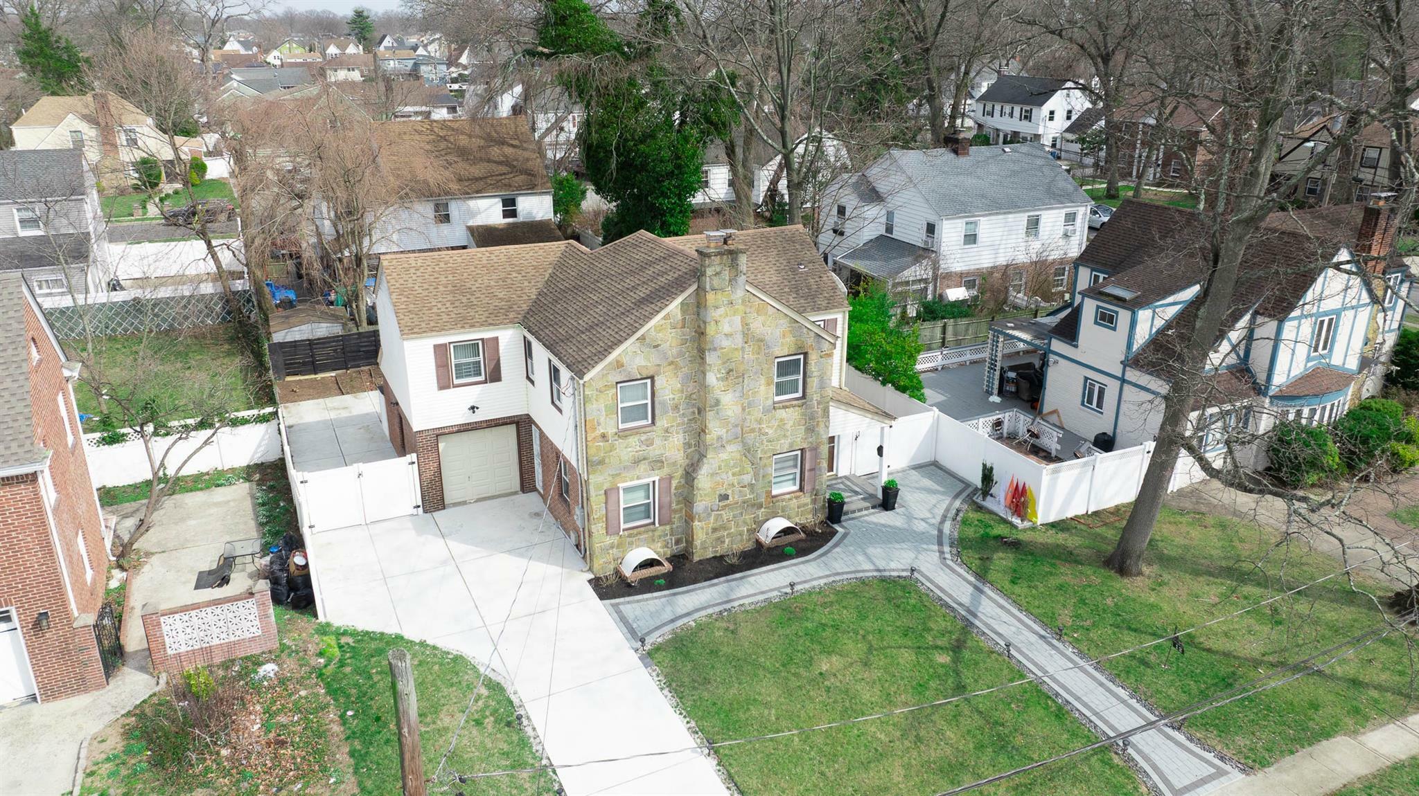 Property Photo: 12 Midwood Place NY 11520