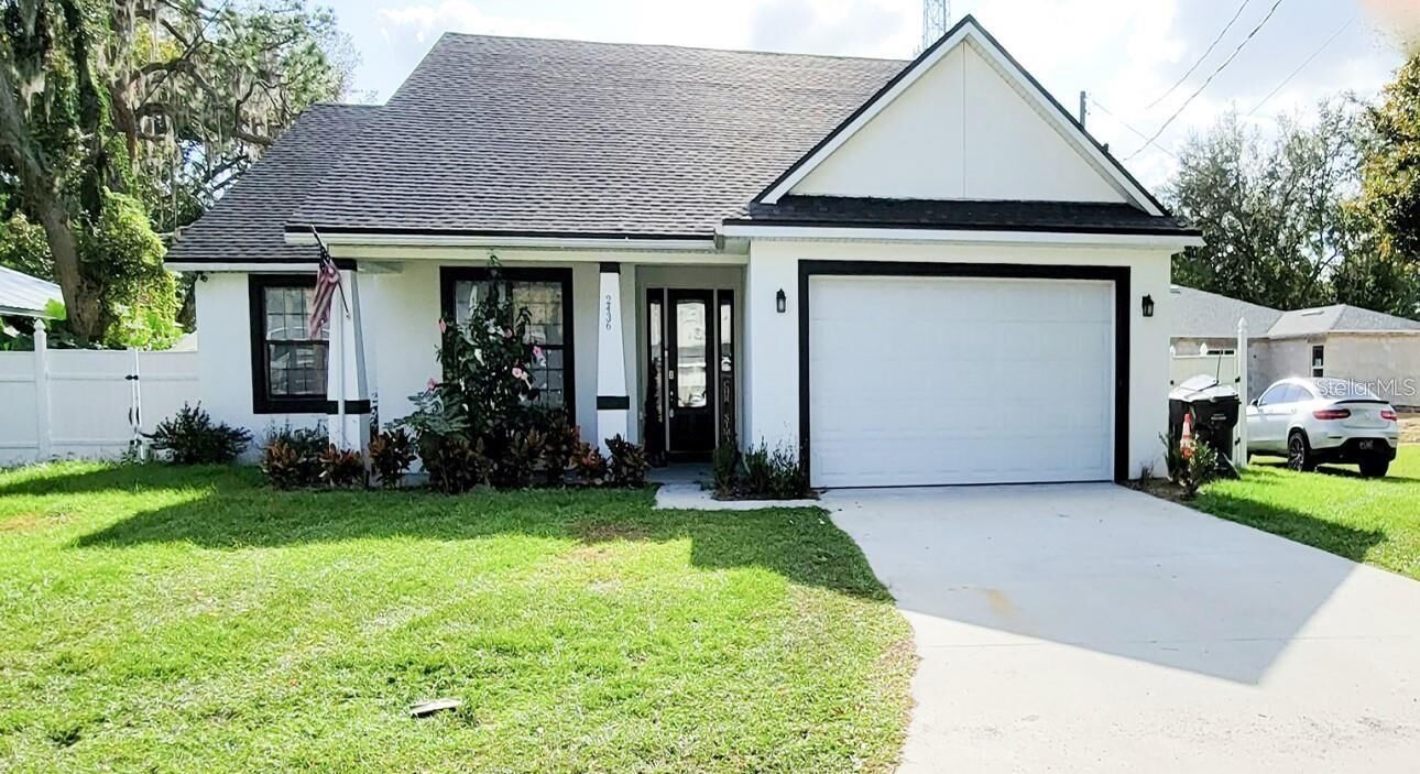 Property Photo: 2436 Avenue D SW FL 33880