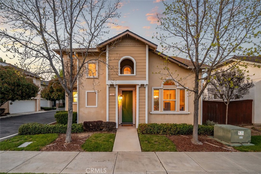 Property Photo:  733 Cottage Lane  CA 93446 