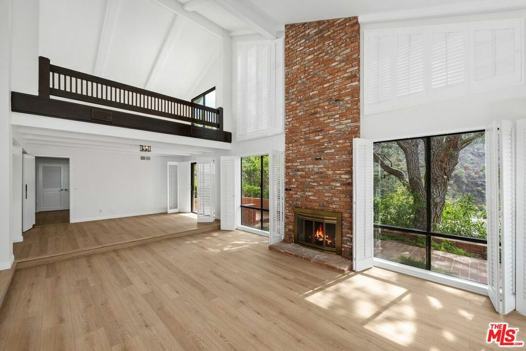 Property Photo: 1317 Avenida De Cortez CA 90272