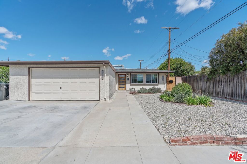 Property Photo: 11714 Sproule Avenue CA 91331