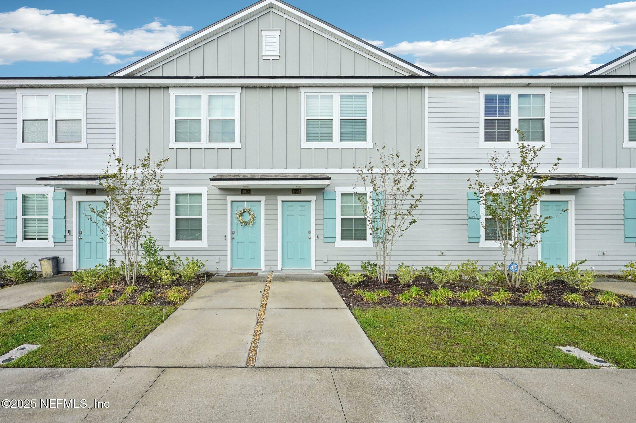 Property Photo: 4924 Earthshine Road FL 32256