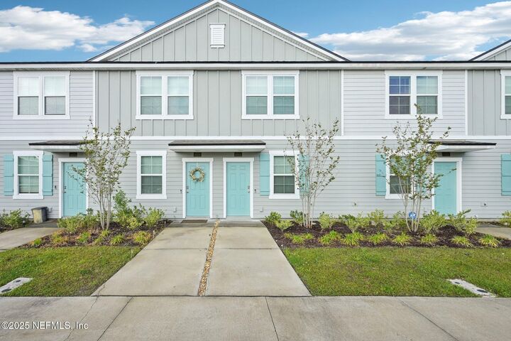 Property Photo: 4924 Earthshine Road FL 32256