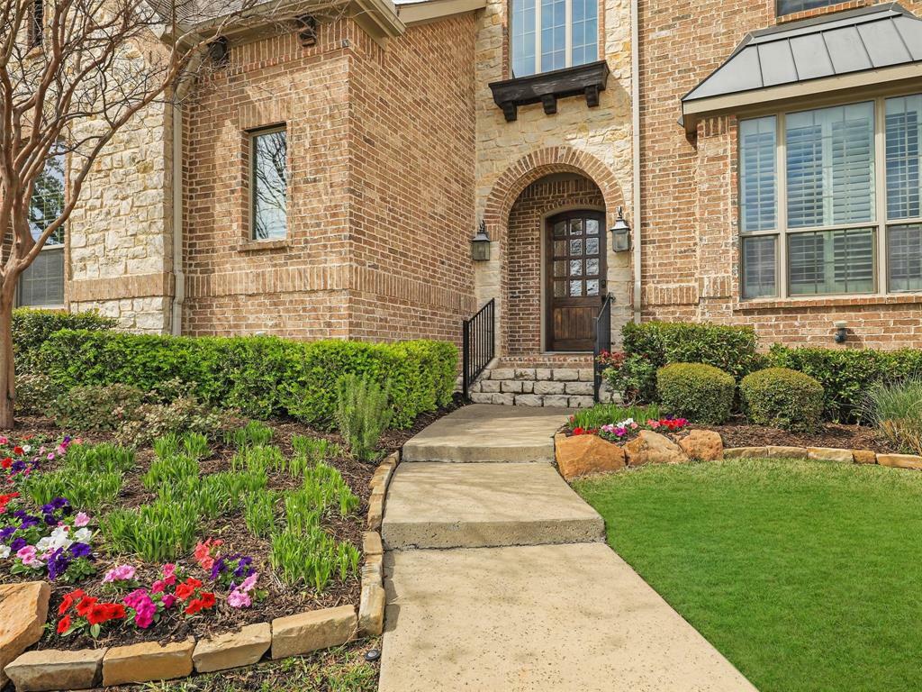 Property Photo: 2001 Saddleback Pass Road TX 76248