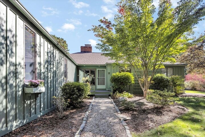 Property Photo:  17 Thatcher Holway Road  MA 02648 