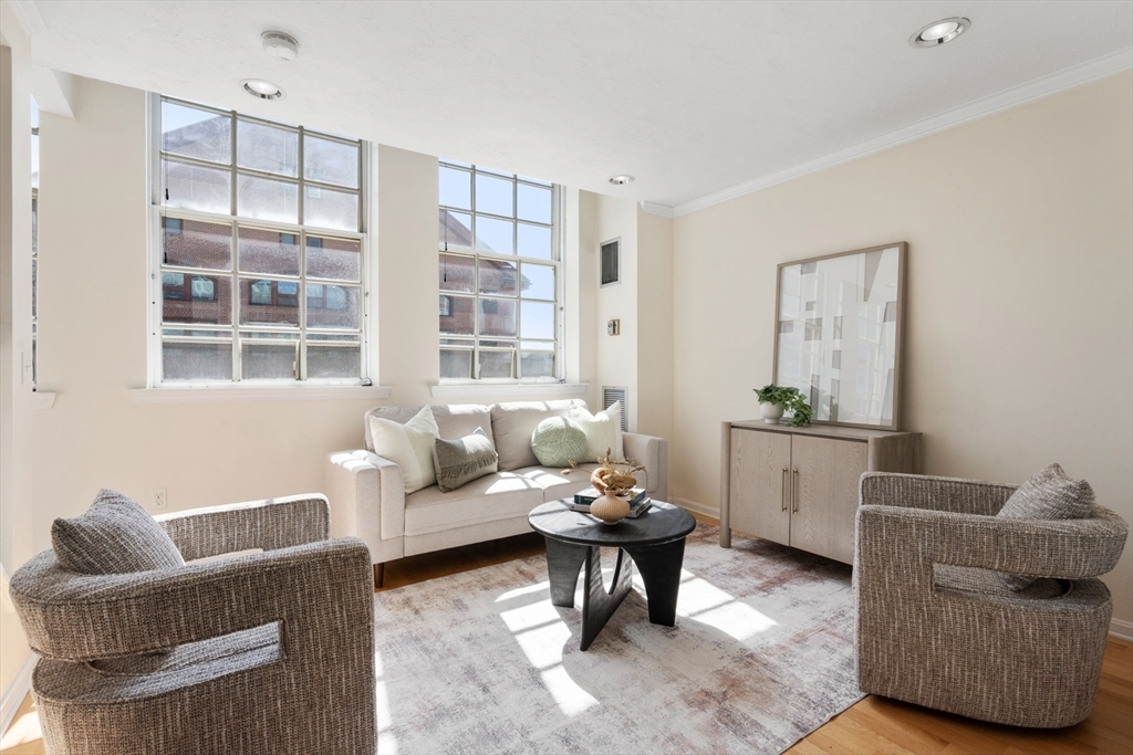 Property Photo: 106 Thirteenth St U 304 MA 02129